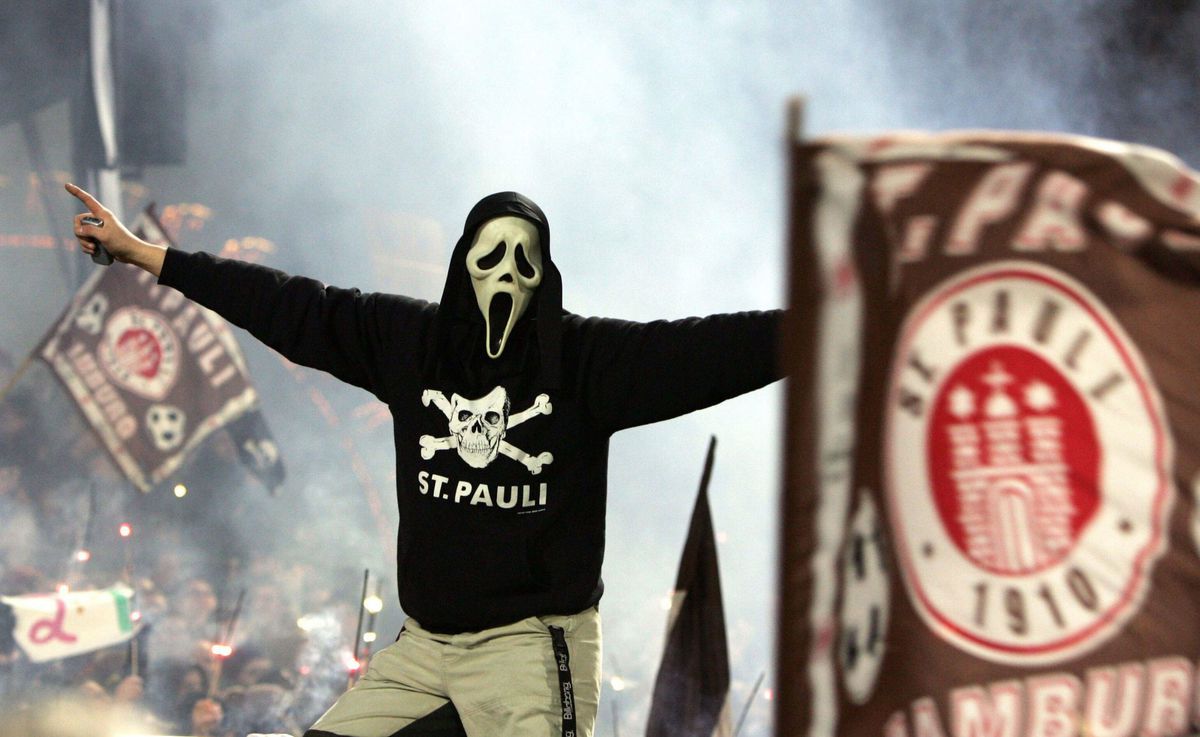 📸 | Fotoserie: zo gruwelijk beladen is de derby HSV - St. Pauli