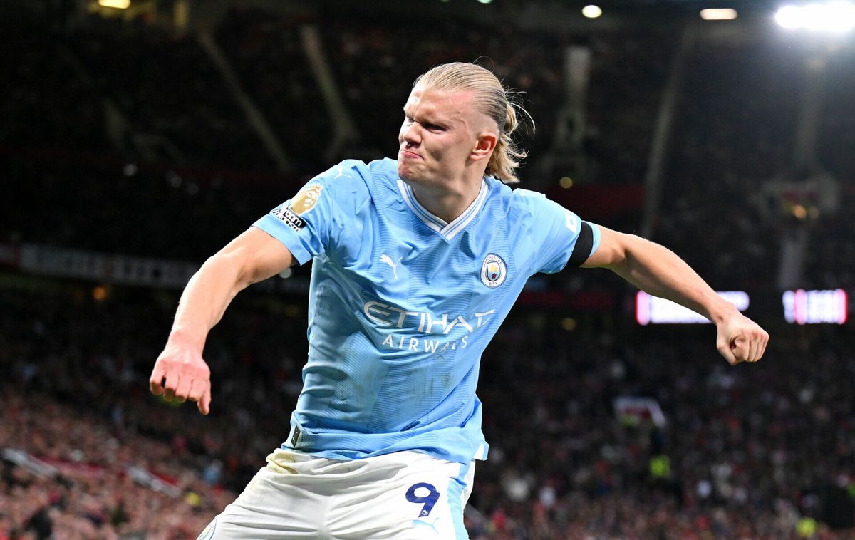 Erling Haaland bezorgt Manchester City eigenhandig de zege in Manchester Derby