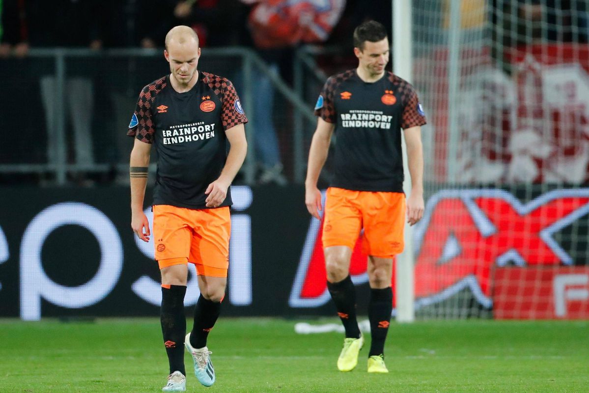 🎥 | PSV'ers Viergever en Hendrix allebei voor 2 duels geschorst voor deze tackles