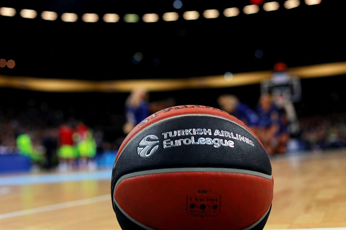 Bizar verhaal in Duitsland: Basketbalscheidsrechter jarenlang geweigerd in Euroleague wegens baard