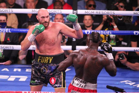 Bokskampioen Tyson Fury over de voordelen van niet afgetraind zijn: 'Ik hou mijn vrouw warm'