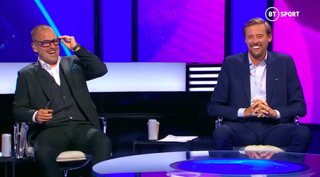 🎥 | Peter Crouch lachte Joe Cole uit om brilmontuur: 'Je lijkt op Harry Hill!'