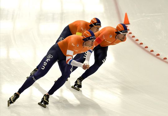 Heerlijk! Nederlandse mannen domineren ploegenachtervolging en winnen goud