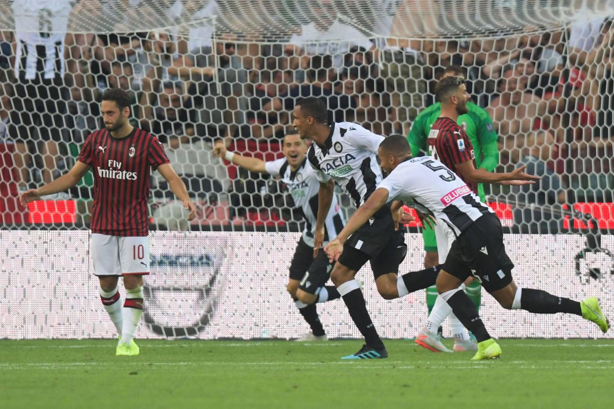 AC Milan start Serie A slecht met nederlaag bij Udinese