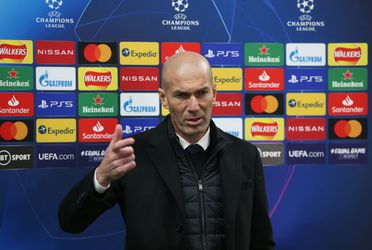 Zidane geeft uitleg over vertrek bij Real Madrid: 'Ik krijg niet de steun om iets op te bouwen'