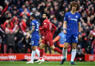 Wereldgoal Salah hoogtepunt in PL-topper tussen Liverpool en Chelsea (video)