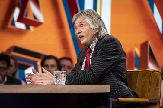 Johan Derksen vat het VI-seizoen samen: 'Alles was kut'