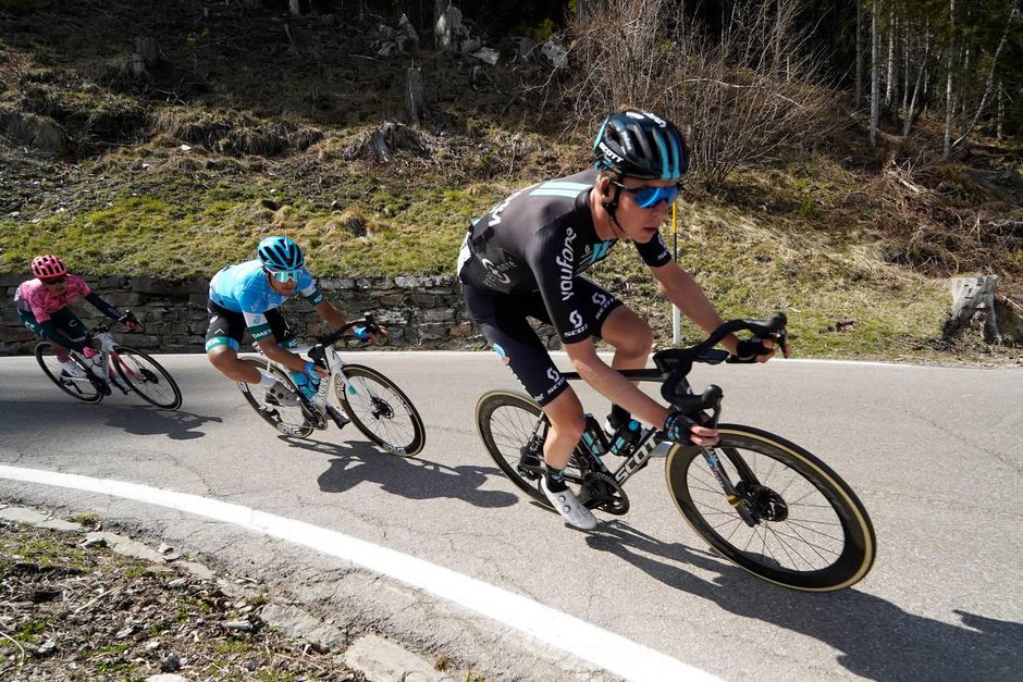 Alles of niks in laatste etappe Ronde van de Alpen: verschil tussen leiders is 2 seconden