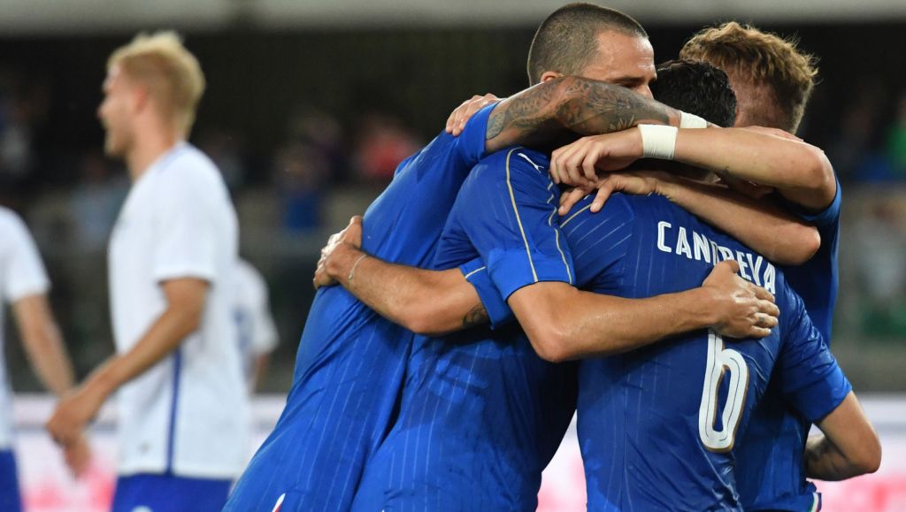 Italië boekt prima zege in uitzwaaiwedstrijd