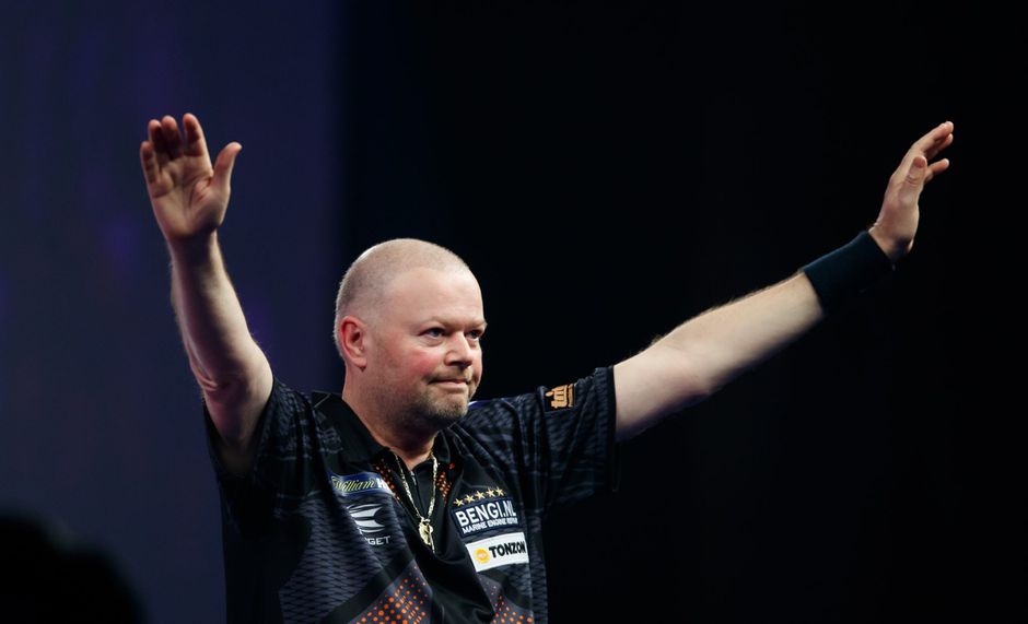 'Barney' dondert buiten top-32 van de wereld na afwezigheid op World Matchplay