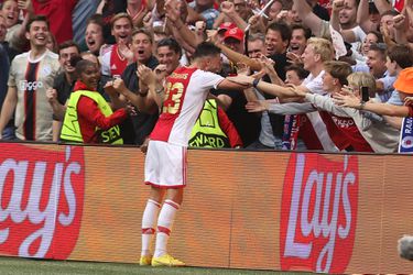 Twitter lacht PSV'ers uit tijdens Ajax - Rangers: 'Hoe kijken zij hiernaar?'