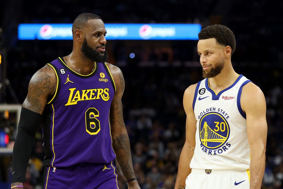 NBA is begonnen: Warriors en Celtics beginnen seizoen met een zege