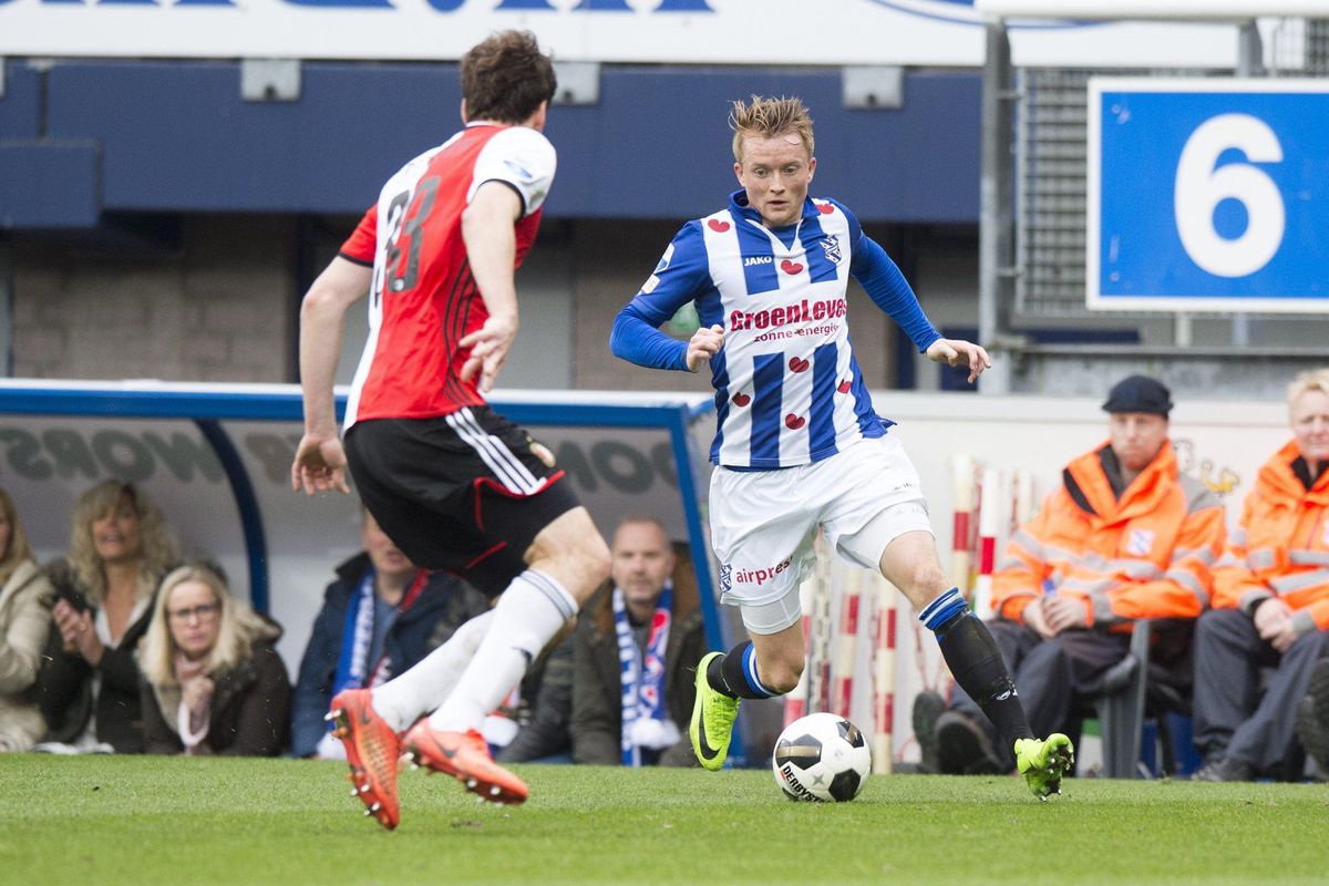 Feyenoord wil zaken doen in Friesland en transfer Larsson snel afronden
