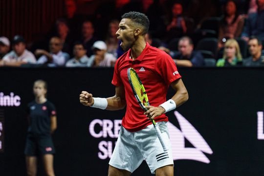 Auger-Aliassime viert tennissucces in Antwerpen, Musetti is de beste in Napels
