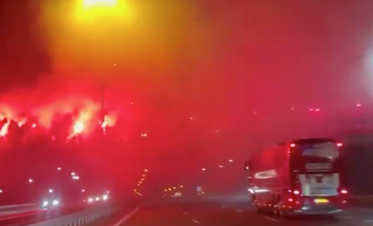 🎥 | Fans geven PSV laatste oppepper in aanloop naar Ajax-uit 🔥