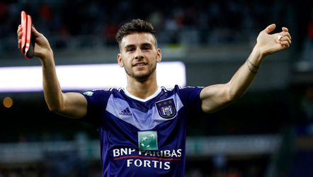 Anderlecht laat op stoom tegen Charleroi