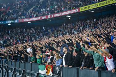 Prachtig! Het Legioen haalt Argentijnse Feyenoord-fan via crowdfunding naar De Kuip