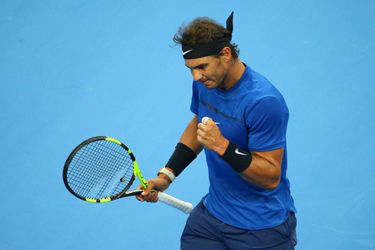 Nadal slaat zichzelf makkelijk naar de kwartfinale in Peking