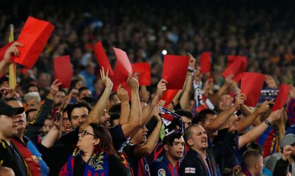 Barcelona-fans zijn 'slechte Spaanse scheidsrechters' spuugzat