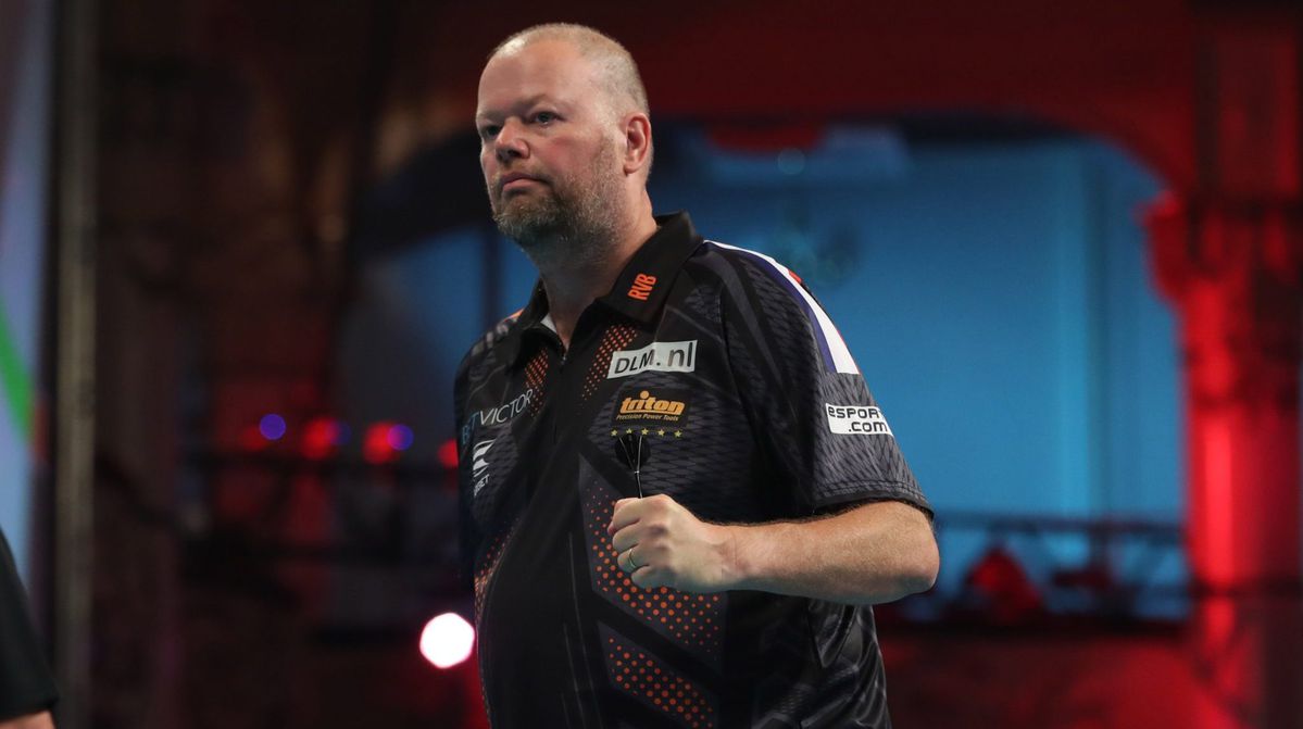 Het worden cruciale maanden voor Van Barneveld: 'Dan wordt het paniek'