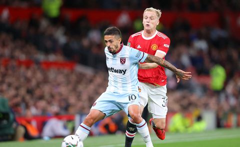 United-avontuur wordt pijnlijker en pijnlijker voor Donny van de Beek: nu al uitgeschakeld in de beker