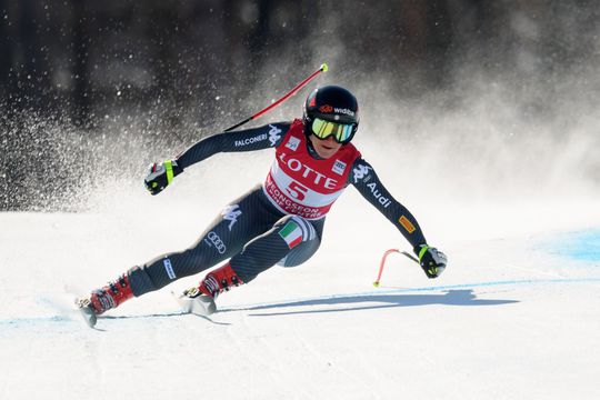 Goggia net iets sneller dan Vonn op olympische berg en pakt eerste WB-zege