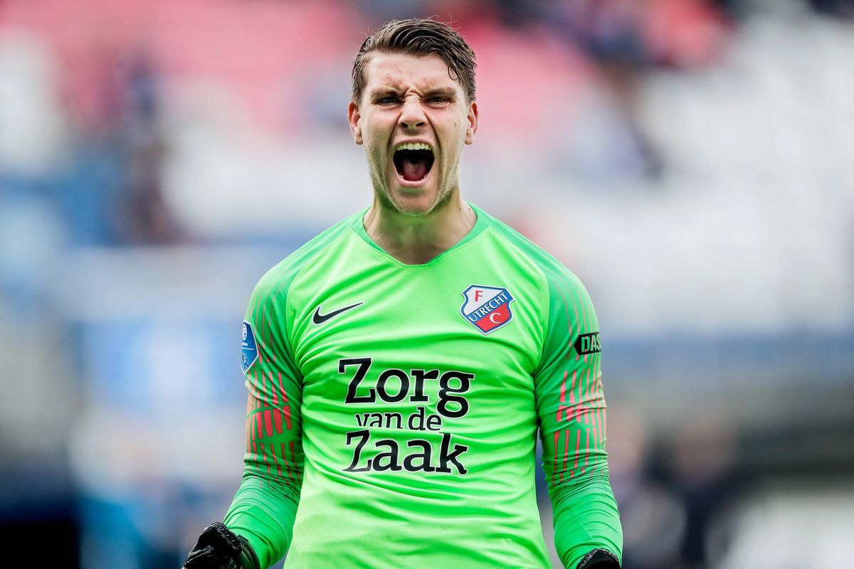 FC Utrecht geeft keeper Maarten Paes een vernieuwd contract