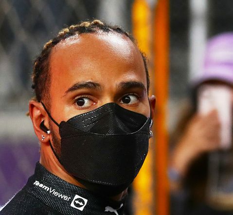 Lewis Hamilton heeft het heel zwaar: ‘Het kost veel kracht en moeite om door te blijven gaan’