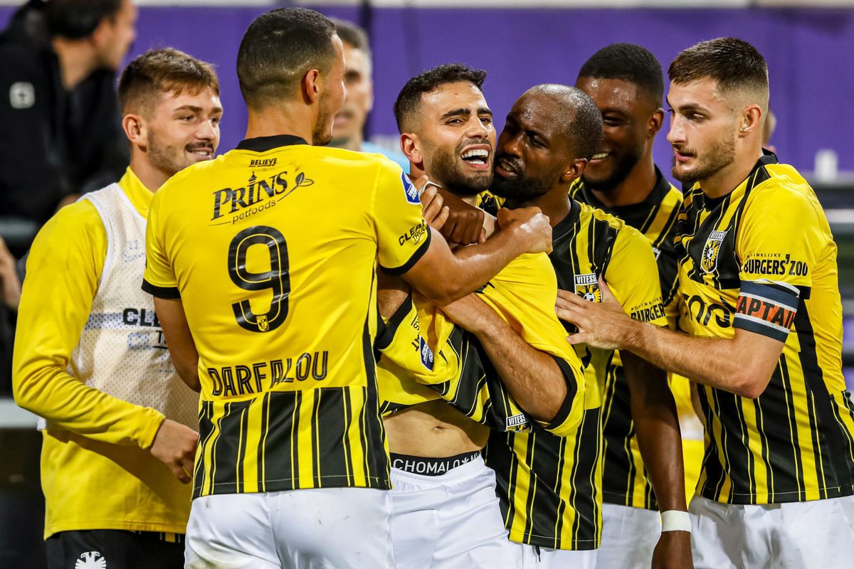 TV Gids: op deze zender kijk je naar Vitesse - Anderlecht