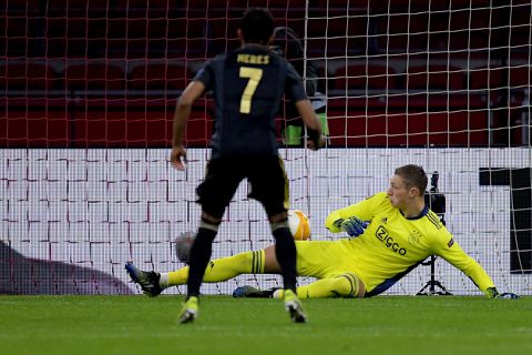 🎥 | Ajax had even goud in handen tegen Roma, maar blijft met kater achter