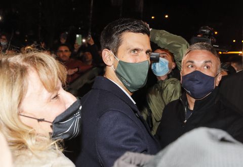 Djokovic is nog niet klaar met Australië en gaat in beroep tegen 'uitzetting'