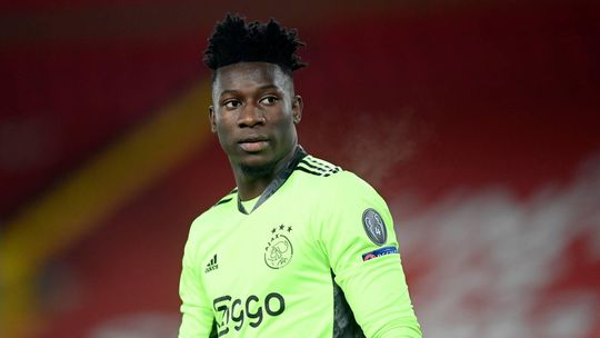 Daar is hij weer! Andre Onana traint mee bij Ajax