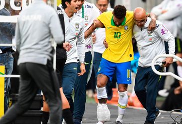 Neymar verlaat jankend het veld bij Brazilië en mist Copa América in eigen land