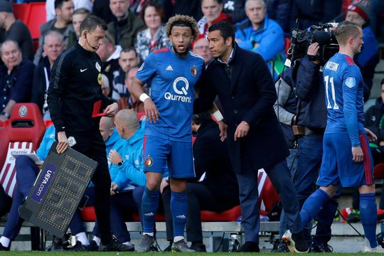 Van Bronckhorst spreekt over 'totale controle' in de eerste helft tegen PSV
