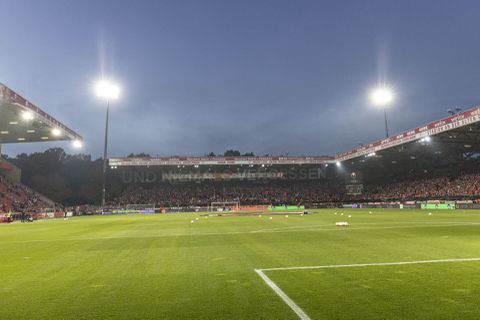 Stadion van Ajax-tegenstander Union Berlin gaat grotendeels tegen de vlakte
