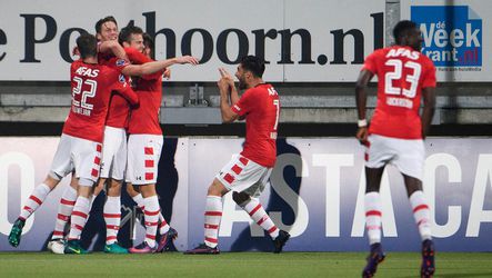 Mühren weer het goudhaantje van AZ met late goal tegen ADO