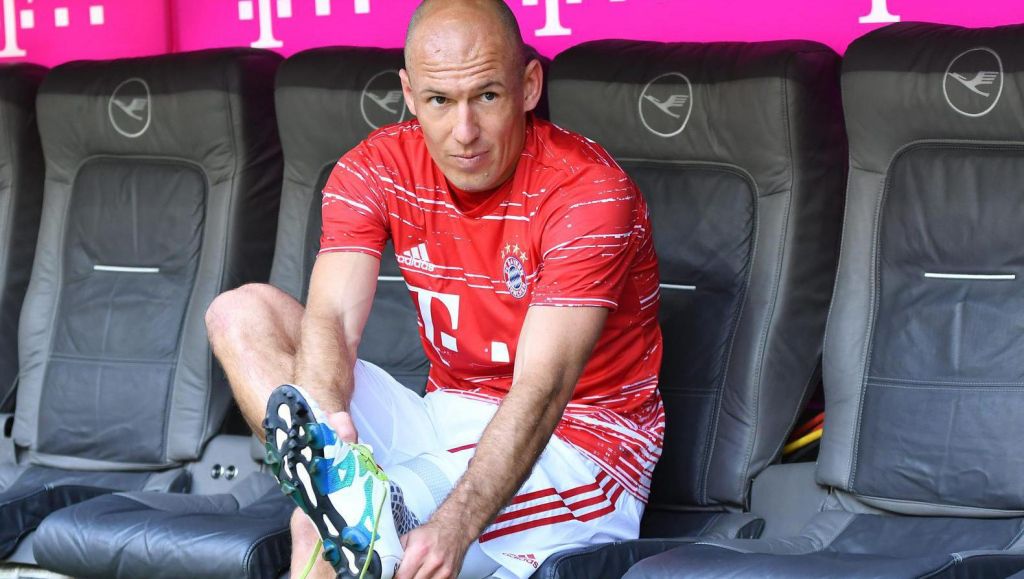 Robben traint bij Bayern, wedstrijd Oranje tegen Wit-Rusland lijkt onhaalbaar