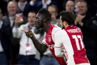 'Barça trekt weer aan Davinson Sánchez, Ajax wil 25 miljoen'
