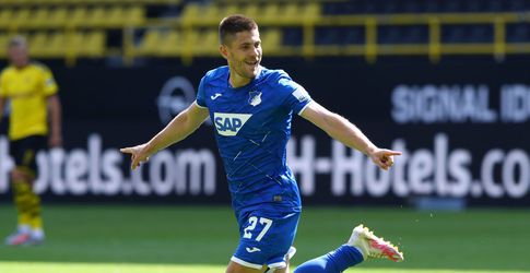 Hoe dan?! Kramaric slacht Dortmund met 4 goals