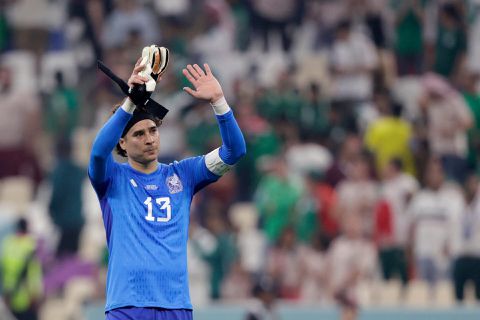 'WK-legende Ochoa kan contract tekenen in de Serie A'