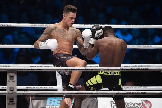 Kickbokser Nieky Holzken aast op revanche tegen schijtirritante Doumbé