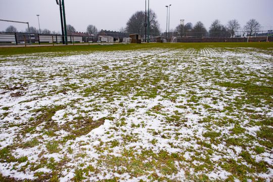 Mega veel amateurwedstrijden dit seizoen afgelast, problemen voor de KNVB