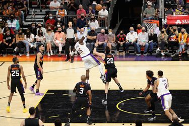 🏀 | Play-offs NBA: titelverdediger LA Lakers begint met nederlaag