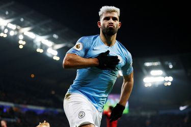 HUTS! Agüero zet ManCity op voorsprong tegen Liverpool met lekkere pantoffel-pegel (video)