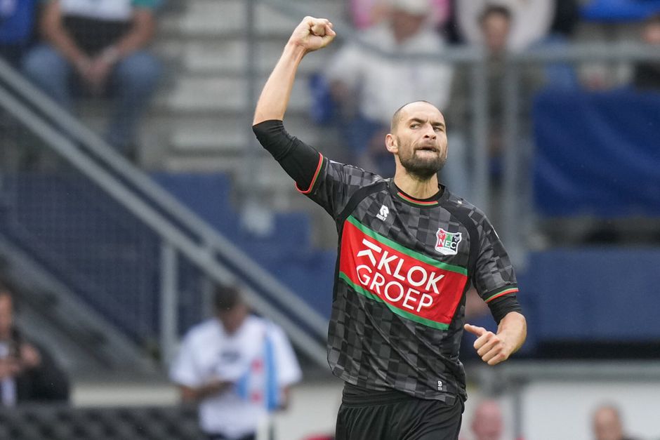 Update over gezondheid van Bas Dost: 'Positief begin van herstel'
