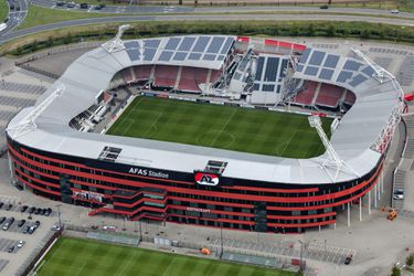 📸 | Zo ziet een volgepakt AZ-stadion zonder dak eruit
