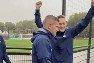 🎥 | LOL! Hakballetje van Linssen valt buiten de prijzen bij Feyenoord: 'Een schande!'