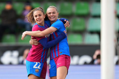 Lieke Martens maakt er 2 en wint met FC Barcelona de Supercopa