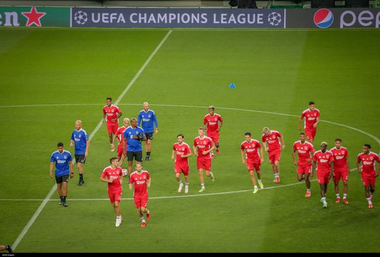TV-gids: op deze zenders kijk je naar het CL-duel tussen Sporting en Ajax