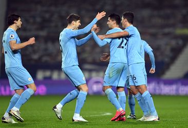 🎥 | Weergaloos Manchester City houdt HELEMAAL NIETS heel van West Brom